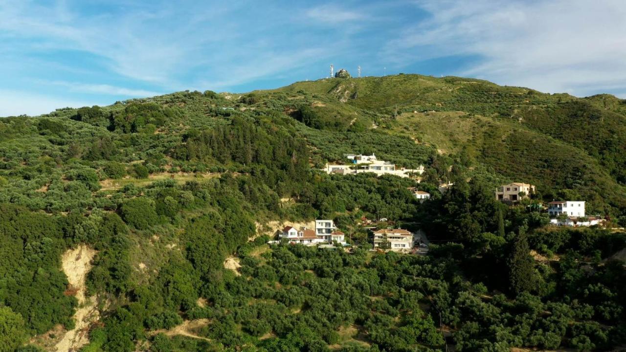 Baso Hilltop Apartments 阿凯松 外观 照片